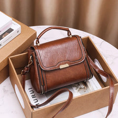High-quality Portable Lady Messenger Bag Autumn Small Square Bag