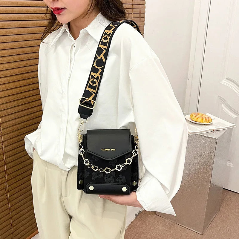 Summer Broadband Single Shoulder Messenger Bag