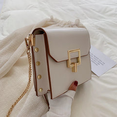 Women's Rivet Messenger Bag Waterproof Chain Handbag