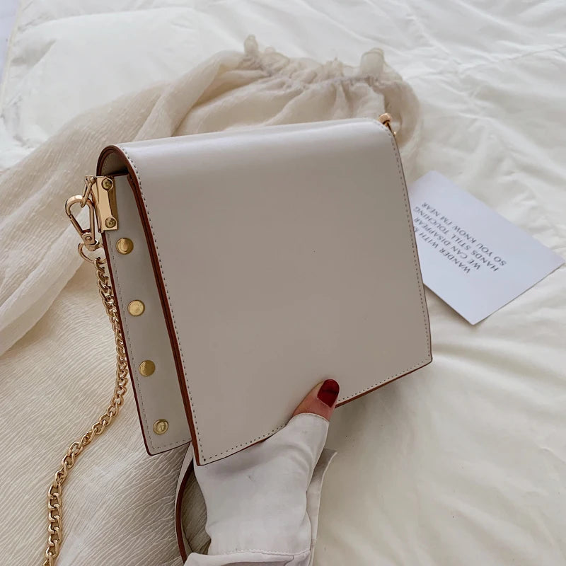 Women's Rivet Messenger Bag Waterproof Chain Handbag