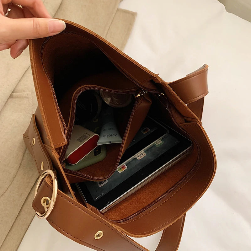 Hot PU Leather Women's Bucket Bag Large Capacity Retro Crossbody Bag