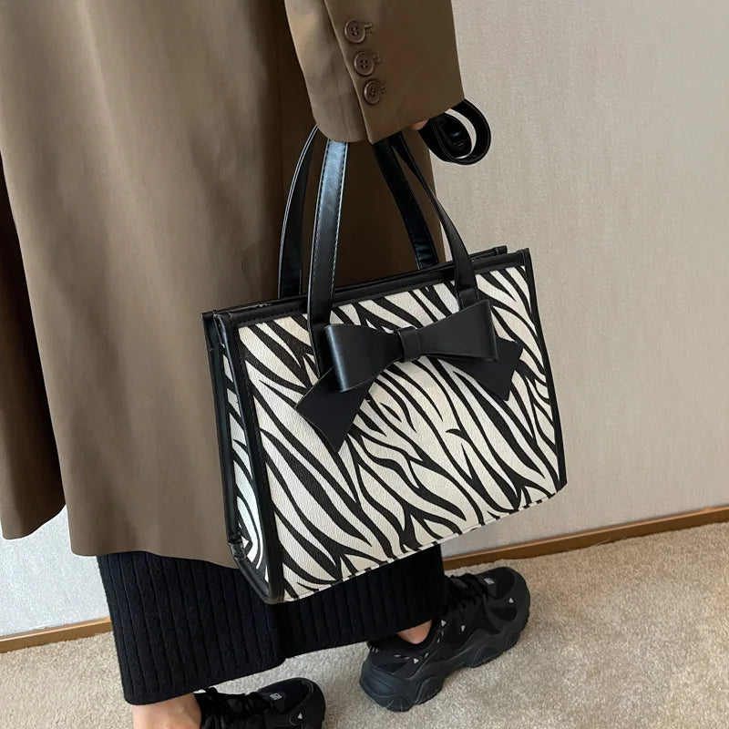 Large Shoulder Bag with High Capacity
