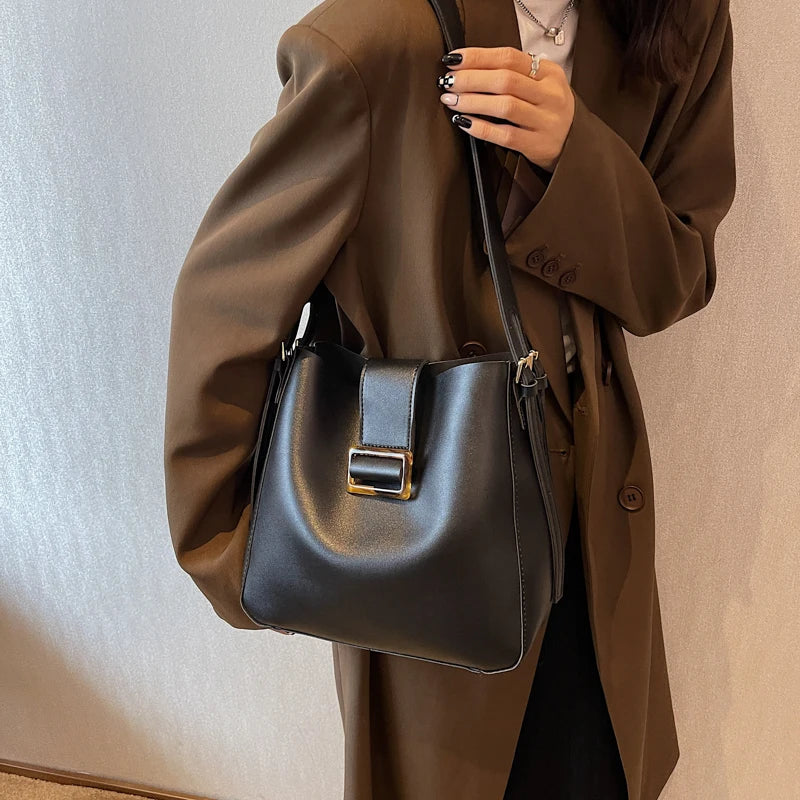 Solid Women Handbag Large Capacity Shoulder Bags PU Leather Wild Bags Sac a Main