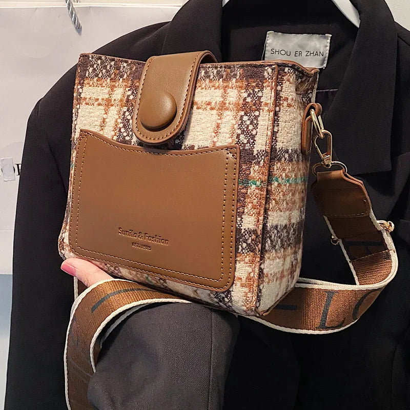 Stylish Women's Cross-body Bag with Niche Design
