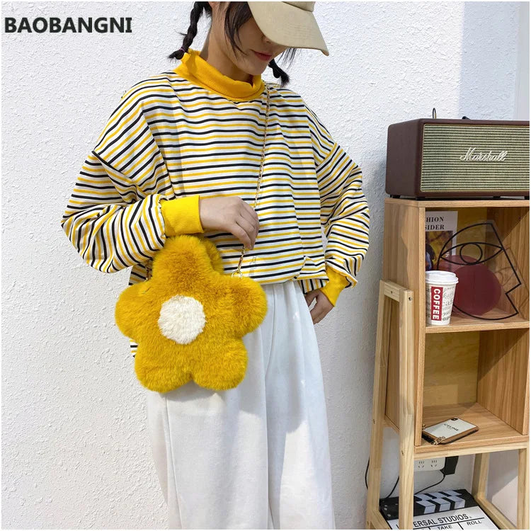 Plush Flower Crossbody Bag Chain Shoulder Bag Faux Fur Handbags