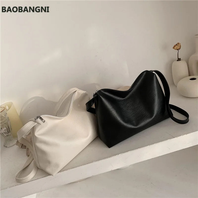 Ins Women's Bag Winter Shoulder Bag Hong Kong Style Net Red Messenger Bag
