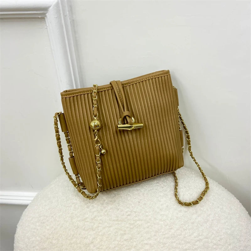 Western Style Texture Bucket Bag with Chains
