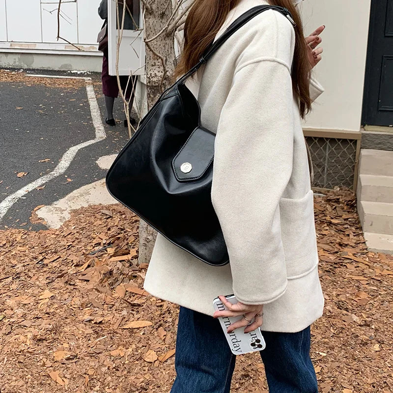 Retro Wax Leather One-Shoulder Tote Bag
