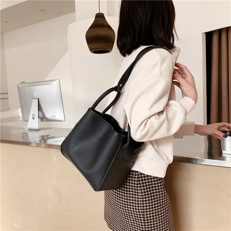 Women Bucket Bag Casual PU Leather Shoulder Bag Solid Totes Bolsa
