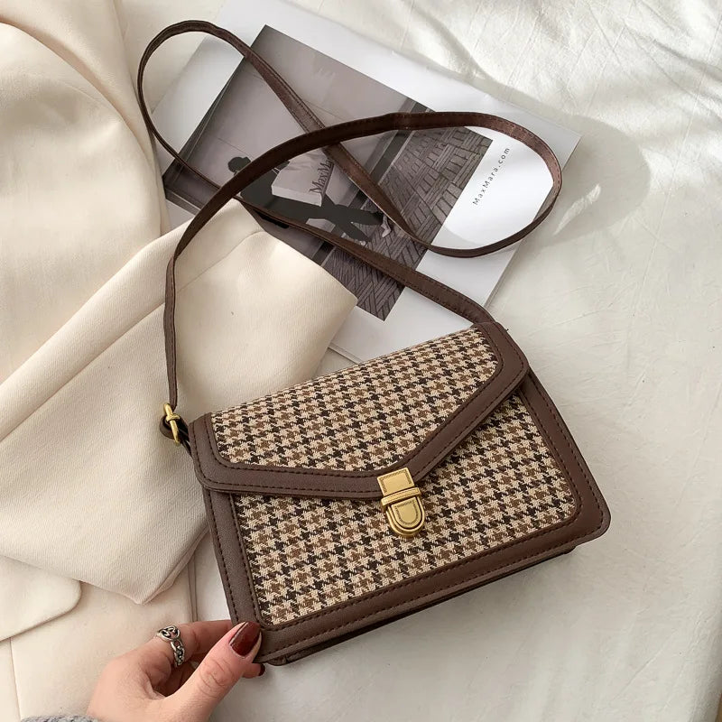LADSOUL Solid PU Leather Crossbody Bag Retro Chain Shoulder Messenger