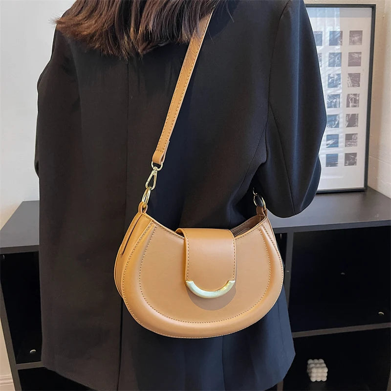Women's Leather Saddle Shoulder Crossbody Handbag