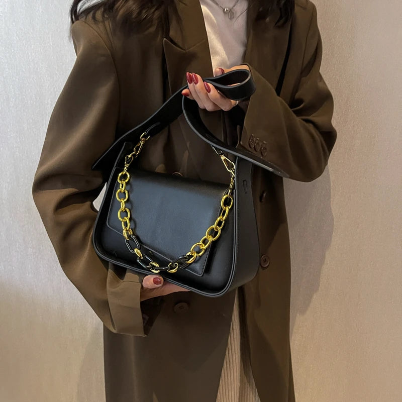LEFTSIDE Vintage Saddle Crossbody Bag PU Leather Chain Solid Shoulder Handbag