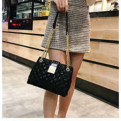 Diamond Pattern Chain Shoulder Bag for Women