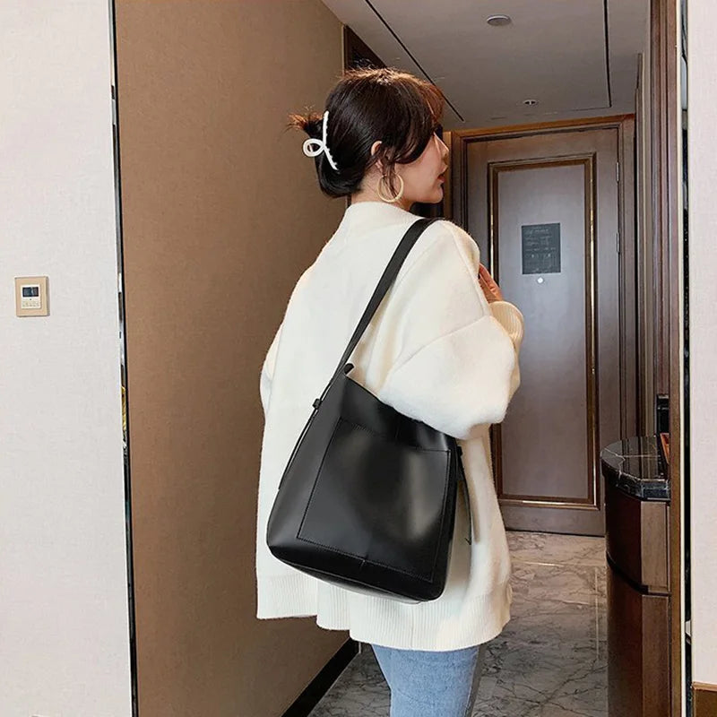 Large-capacity Messenger Bag Women's Autumn/Winter PU Shoulder Bag