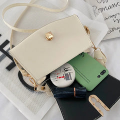 Retro Woven Lock Buckle Shoulder Handbag with Detachable Strap