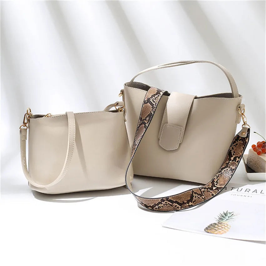 Yellow Women Handbags Set - Sac A Main Femme