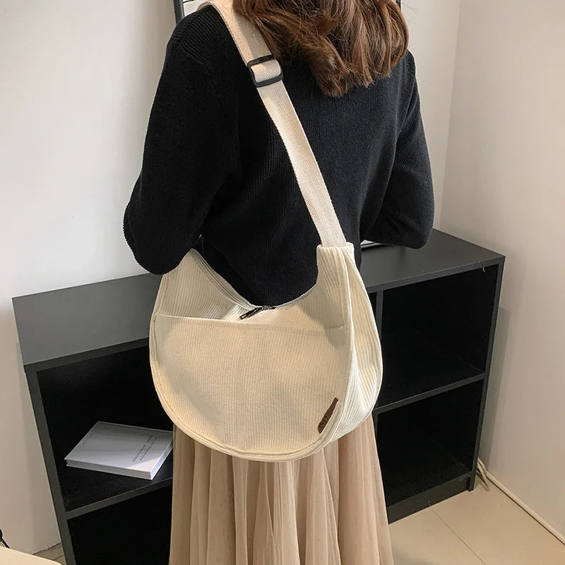 Large Capacity Women's Shoulder Bag for College Students