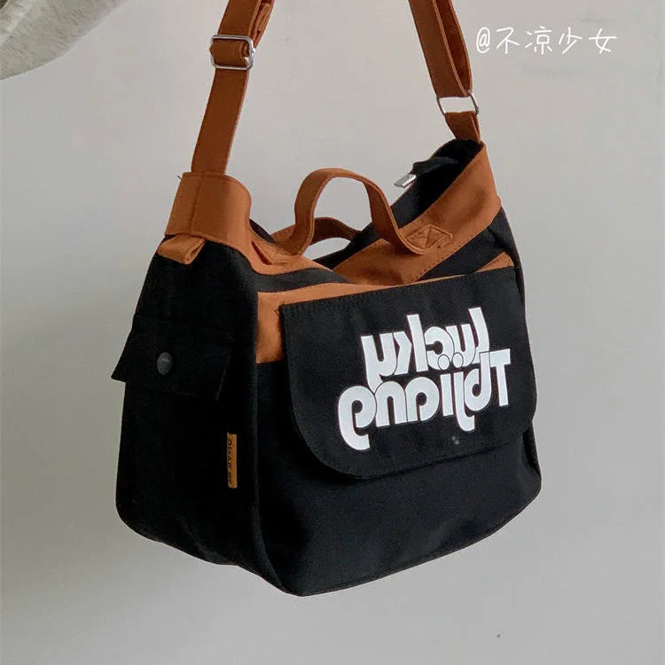 Large Capacity Women's Messenger Bag with Contrast Design