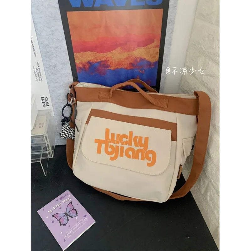 Large Capacity Women's Messenger Bag with Contrast Design