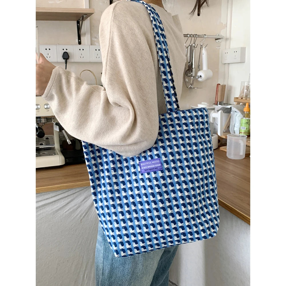 Stylish Lake Basket Plaid Shoulder Bag