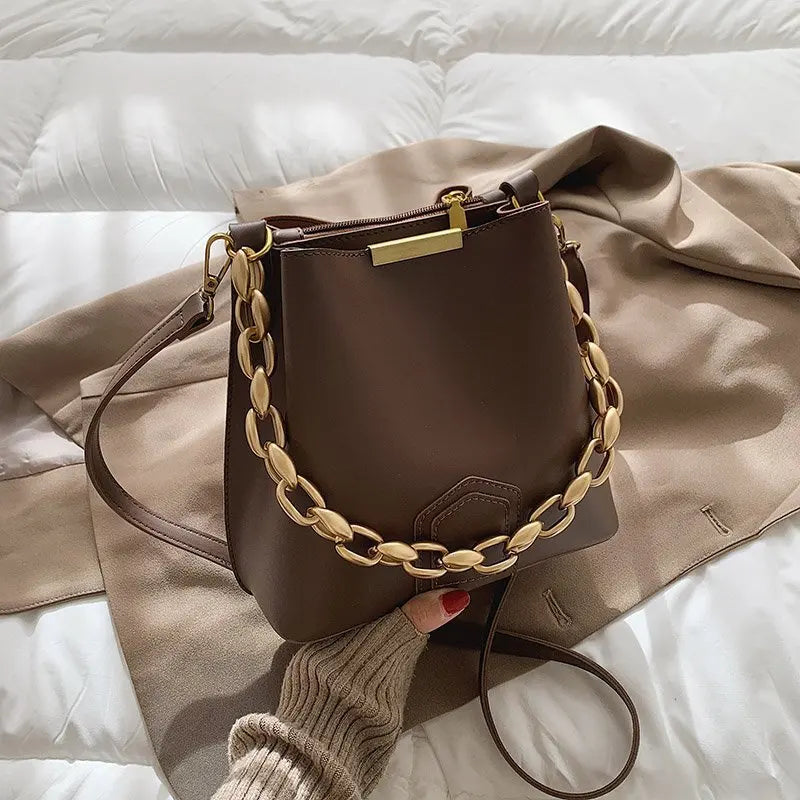 Large Capacity Bucket Bag Retro Shoulder Bag Female 2020 New