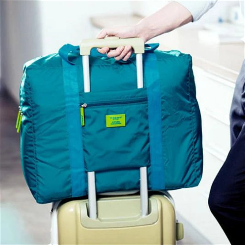 Large Capacity Travel Bag For Men and Women - Weekend Bag