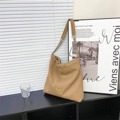 Western Style Shoulder Bags Texture Chains Large Capacity Handbag