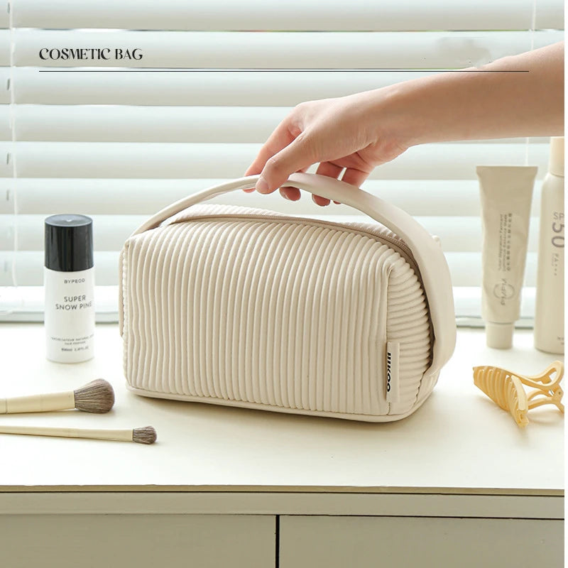Large-Capacity Leather Makeup Bag Women Multifunction Toiletries Organizer
