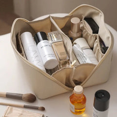 Large Capacity Makeup Bag Travel Cosmetic Bag Organizer Multifunction Handbag