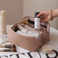 Large Capacity Makeup Bag Travel Cosmetic Bag Organizer Multifunction Handbag