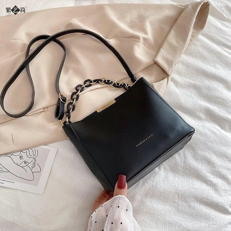 Large Capacity One Shoulder Bags PU Leather Vintage Bucket Handbag