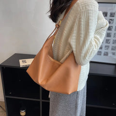 Western Style PU Leather Shoulder Bag Large Capacity Tote Bag