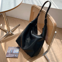 Women's Leather Shoulder Bag with Zipper Closure