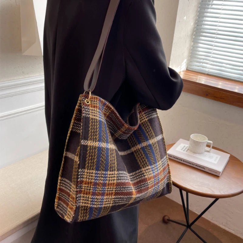Large Capacity Women Handbag Style Woolen Shoulder Tote Bag