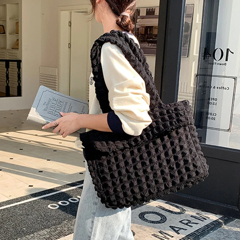 Large Capacity Winter Women Shoulder Bag Lightweight Handbag Solid Pleated Tote