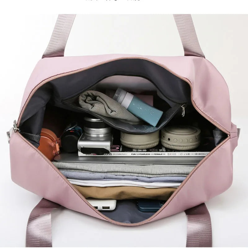 Large Travel Bag with Wet/Dry Separation