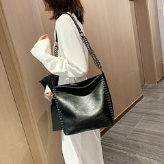 Large-capacity Women's Shoulder Bag Metal Chain Messenger Bag