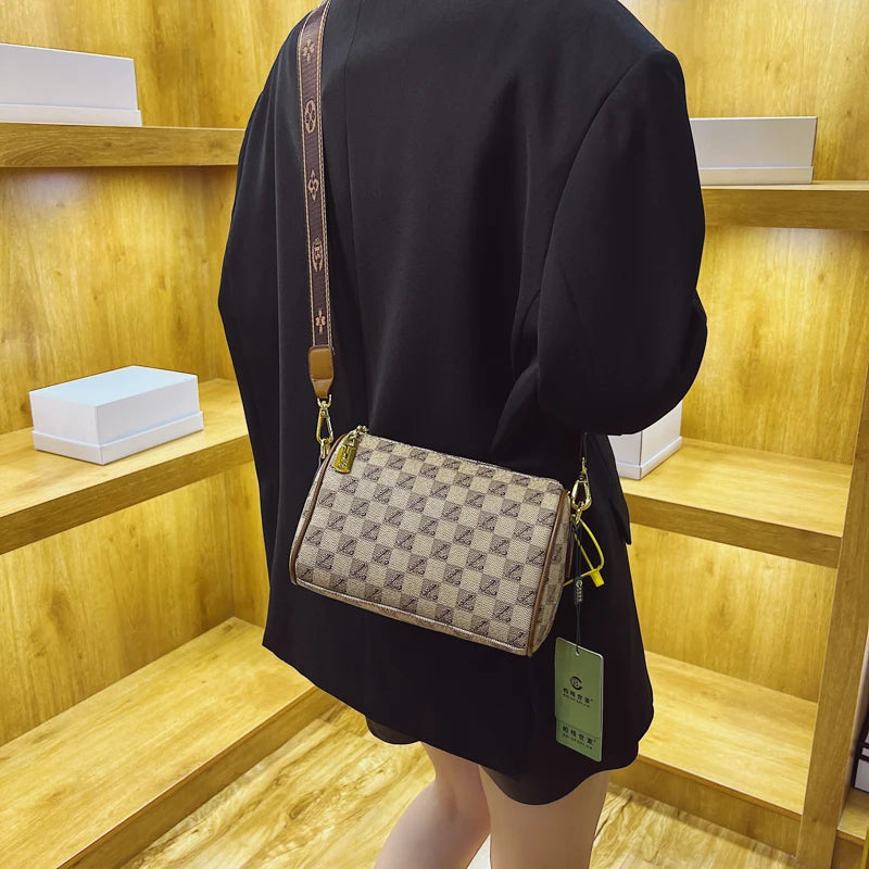 Leimande High-end Dumpling Bag Messenger Bag