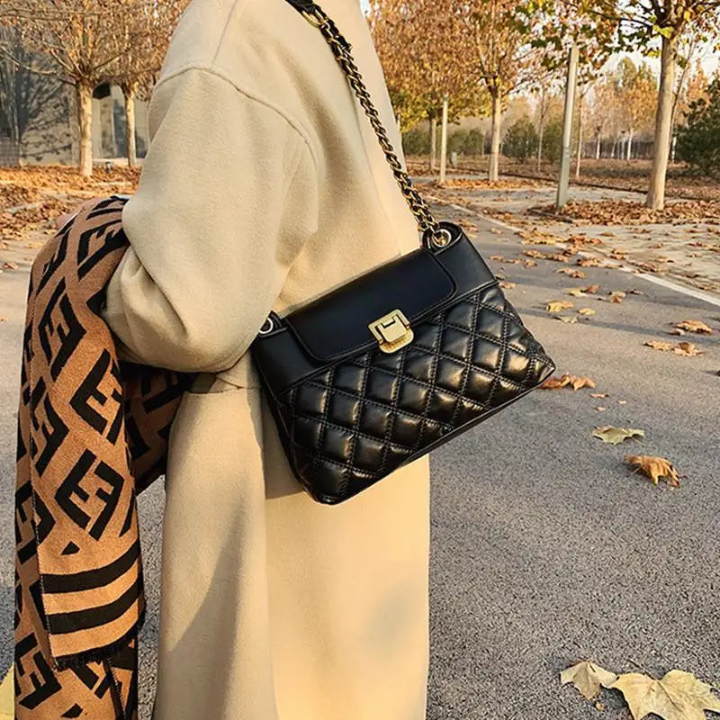 Lingge Chain Large Capacity Shoulder Bag for Women Winter Pu Messenger Bag