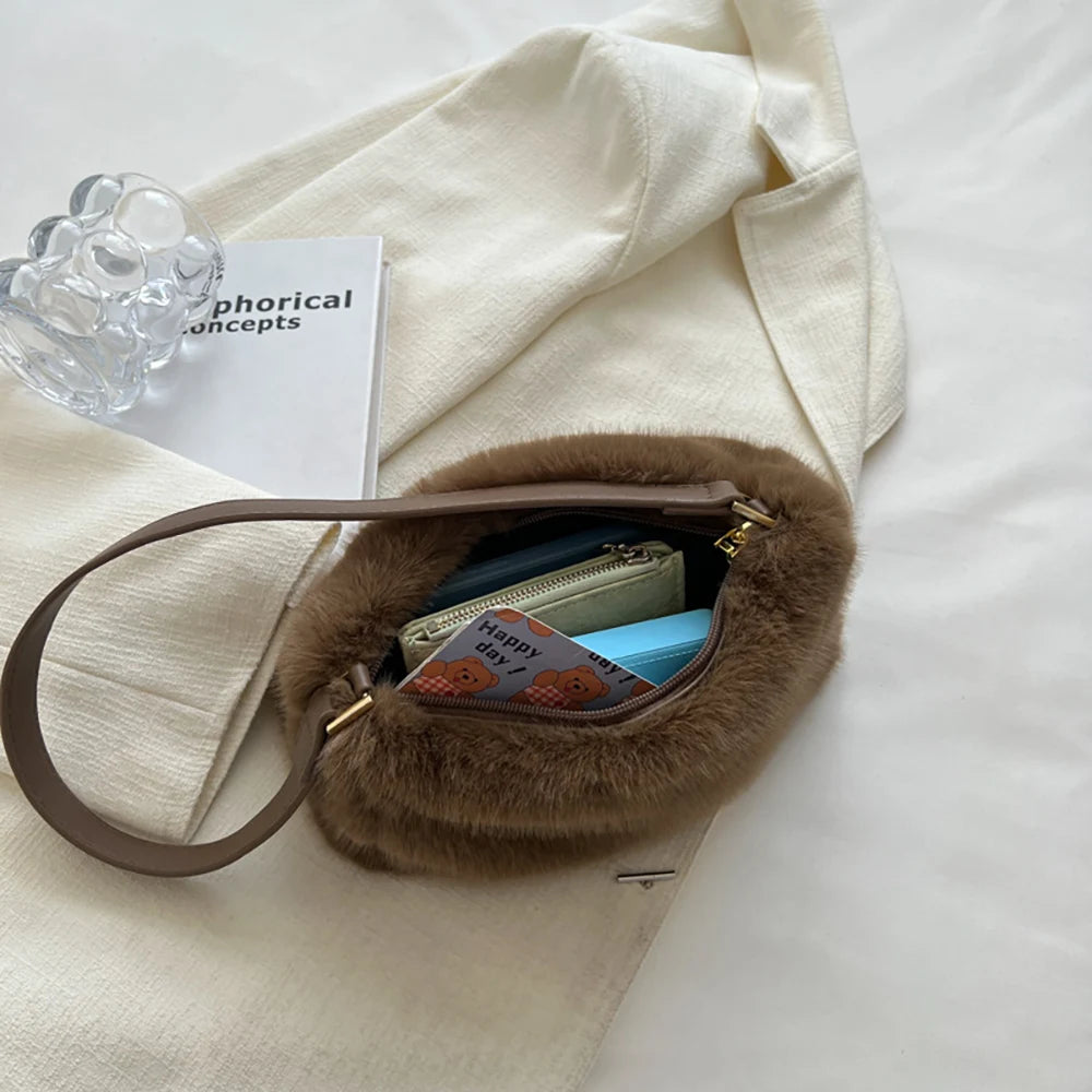 Fluffy Plush Women's Underarm Bag Solid Color Commuter Shoulder Bag