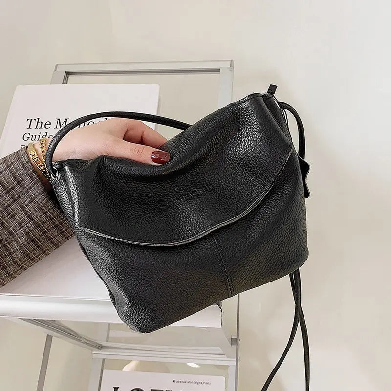 Cowhide One Shoulder Handbag Diagonal Chest Bag