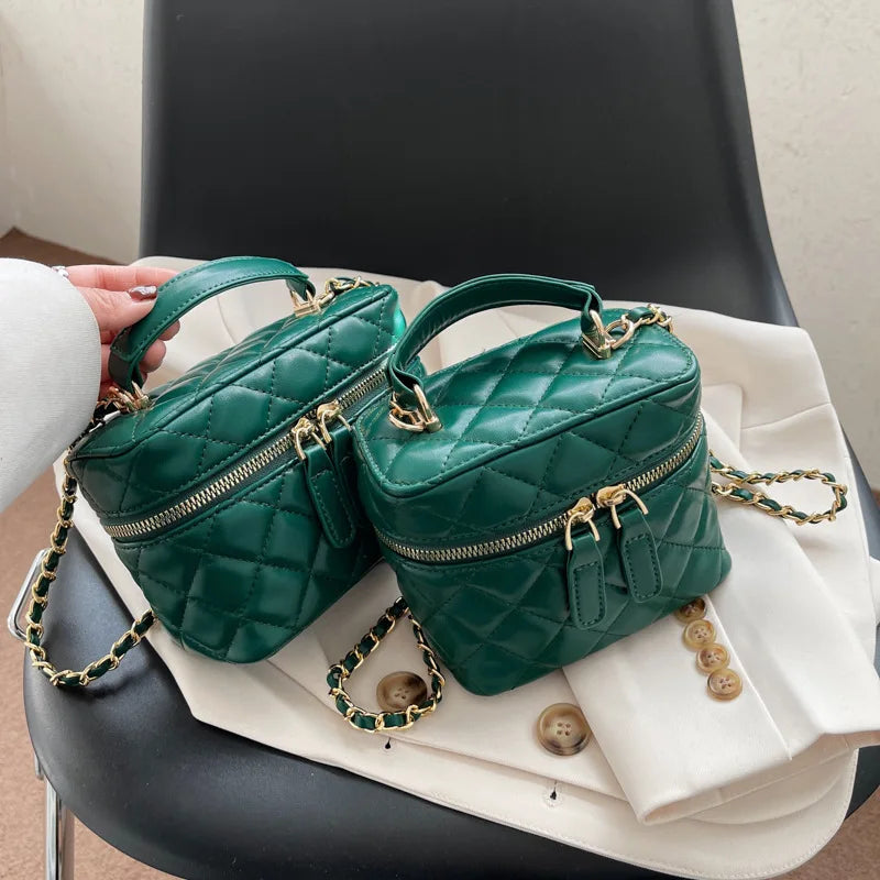 Small Chains Crossbody Bag Square Purses Tote Clutch