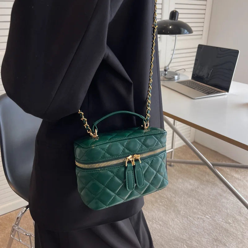 Small Chains Crossbody Bag Square Purses Tote Clutch