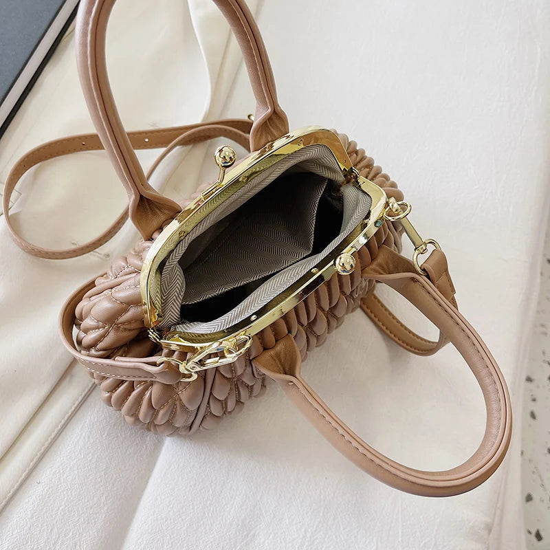 Shell Handbag Shoulder Bag For Women Clip Crossbody Bag Quilted Lady Bag