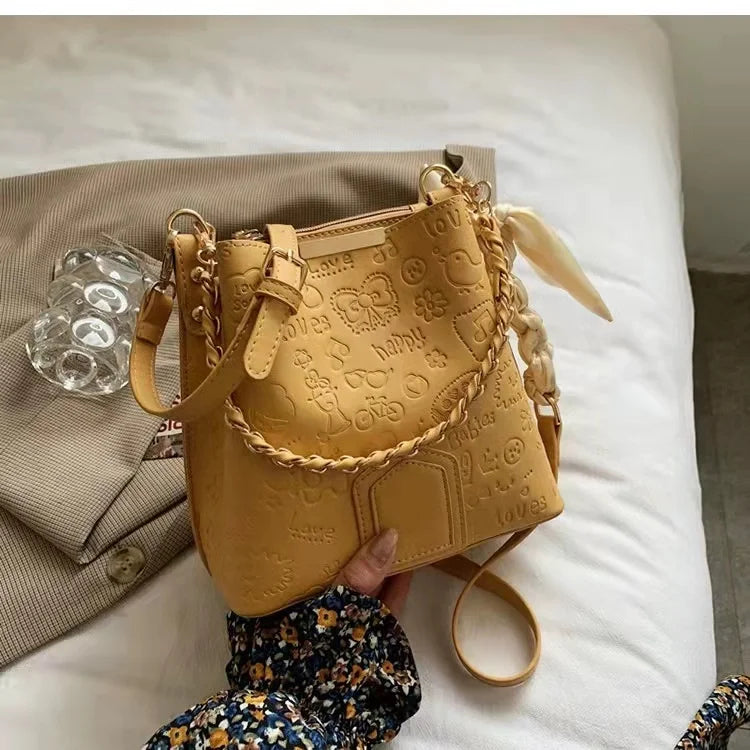 One-Shoulder Bucket Women's Messenger Bag