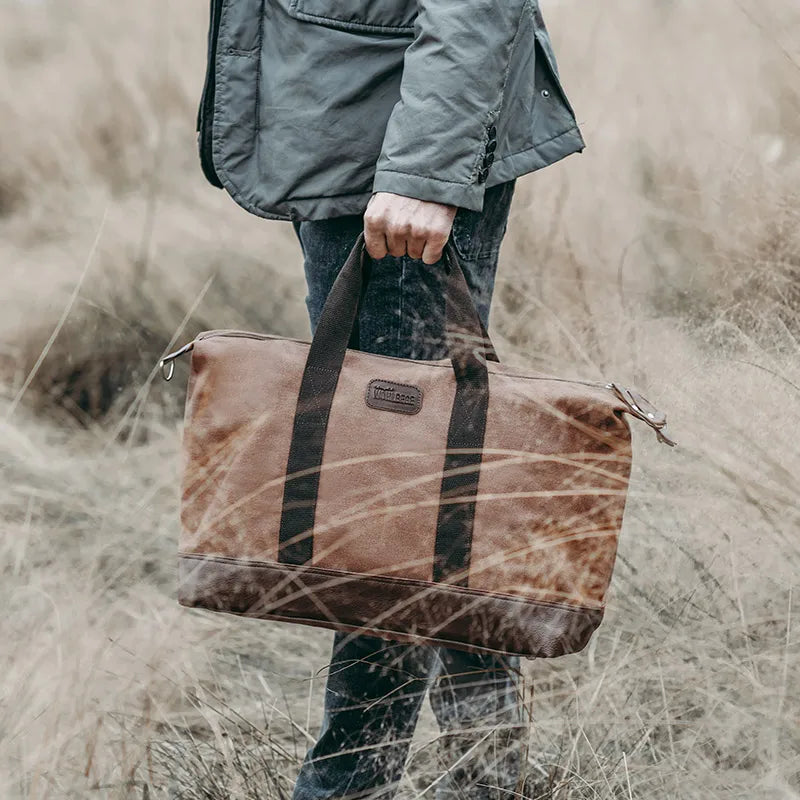Canvas Outdoor Shoulder Bag for Travel and Overnight Use