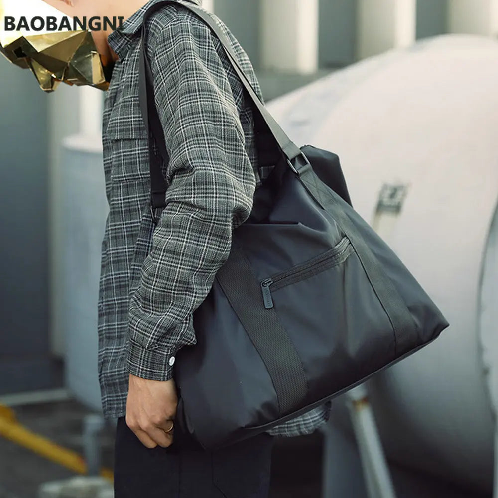 Men's Nylon Travel Bag Large Capacity Lightweight Luggage Tote