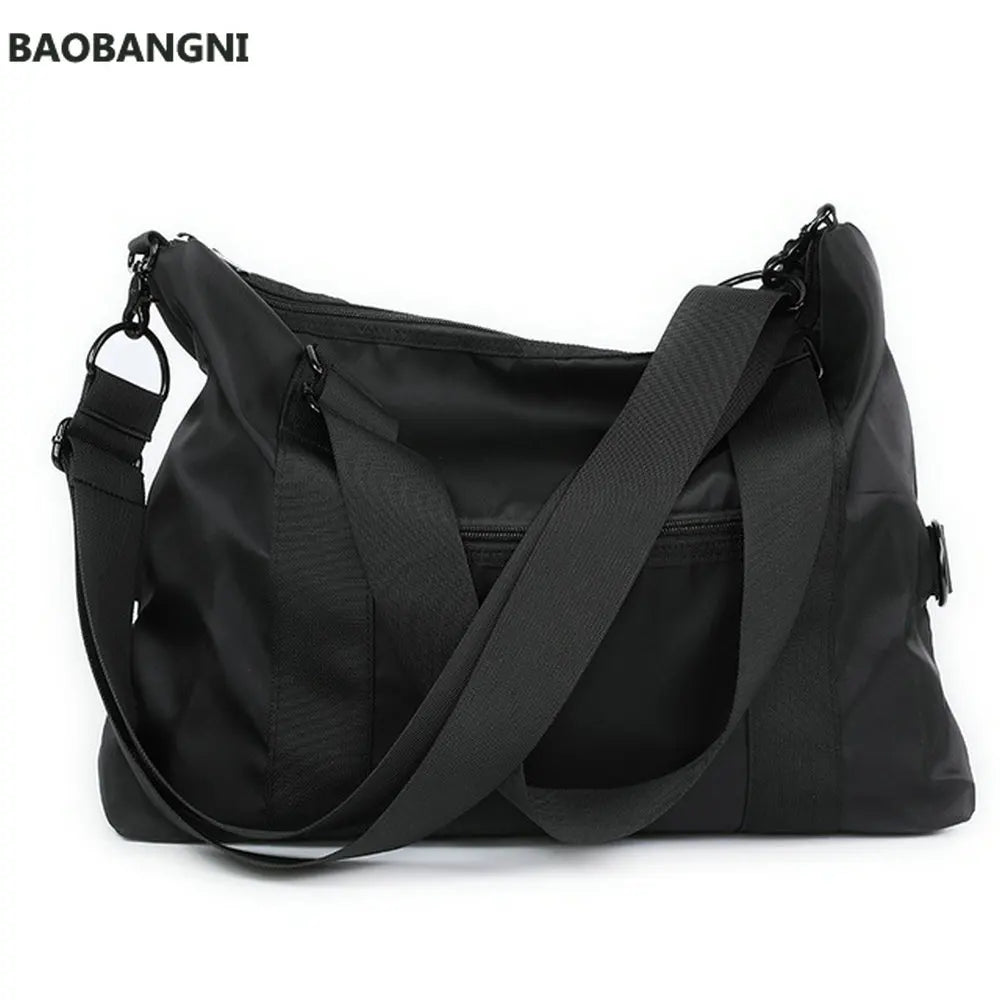 Men's Nylon Travel Bag Large Capacity Lightweight Luggage Tote