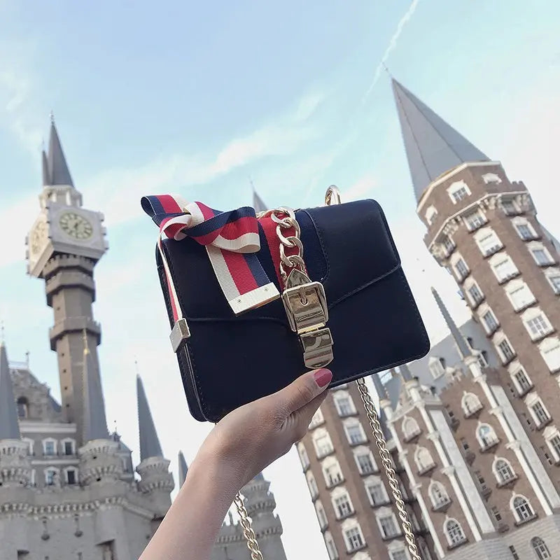 Classic PU Leather Shoulder Bag for Women Small Square Bag Multi-Pocket