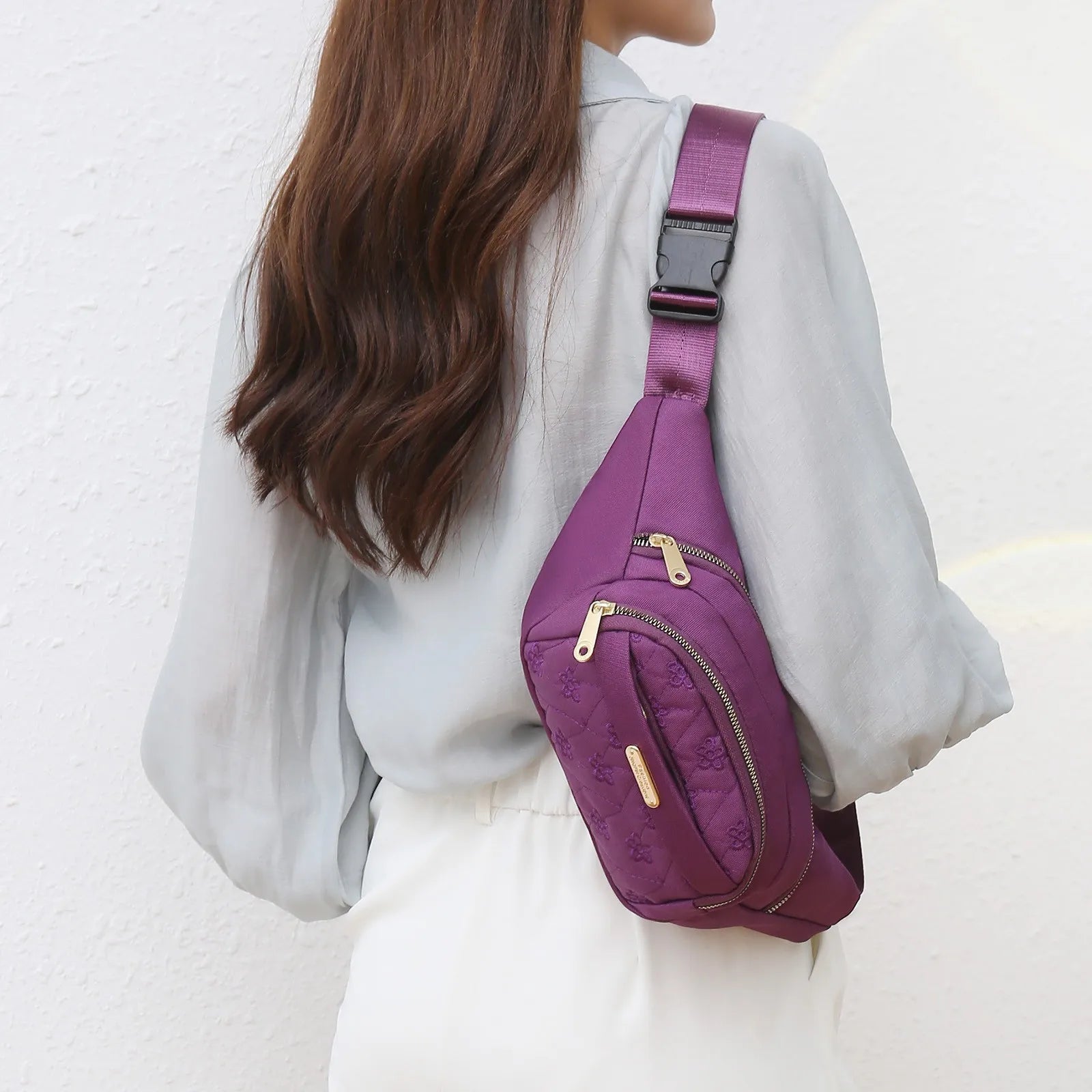 Women's Casual Messenger Bag for Hiking